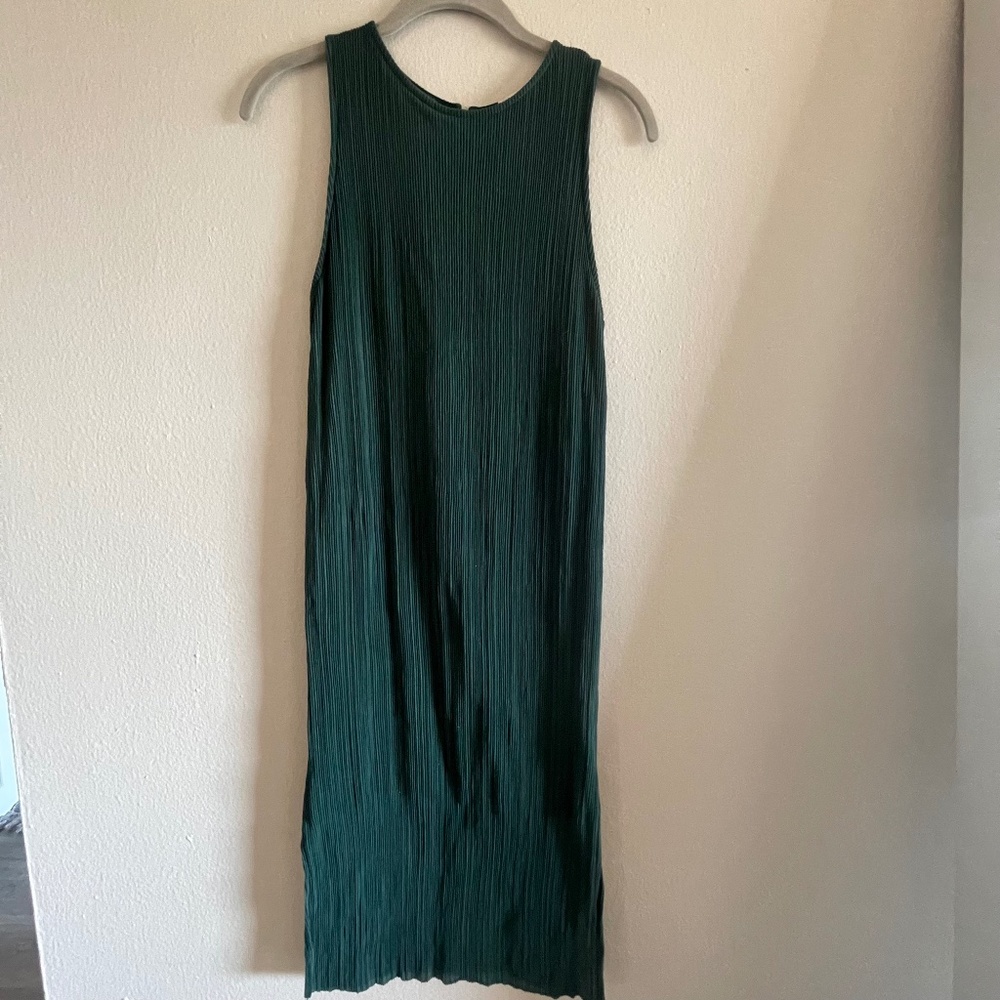 Emerald Green Midi dress
